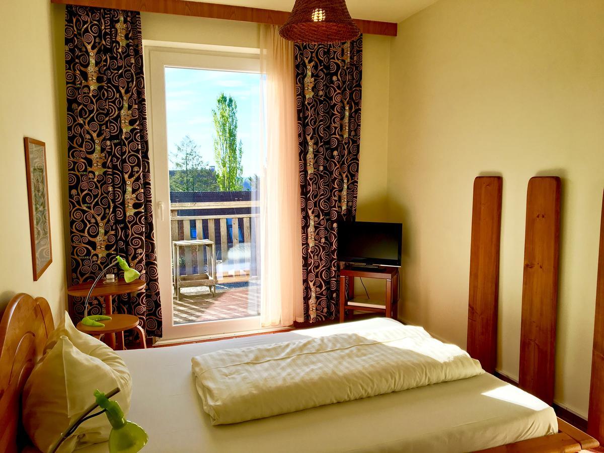 Apfelwirt Hotell Stubenberg Exteriör bild
