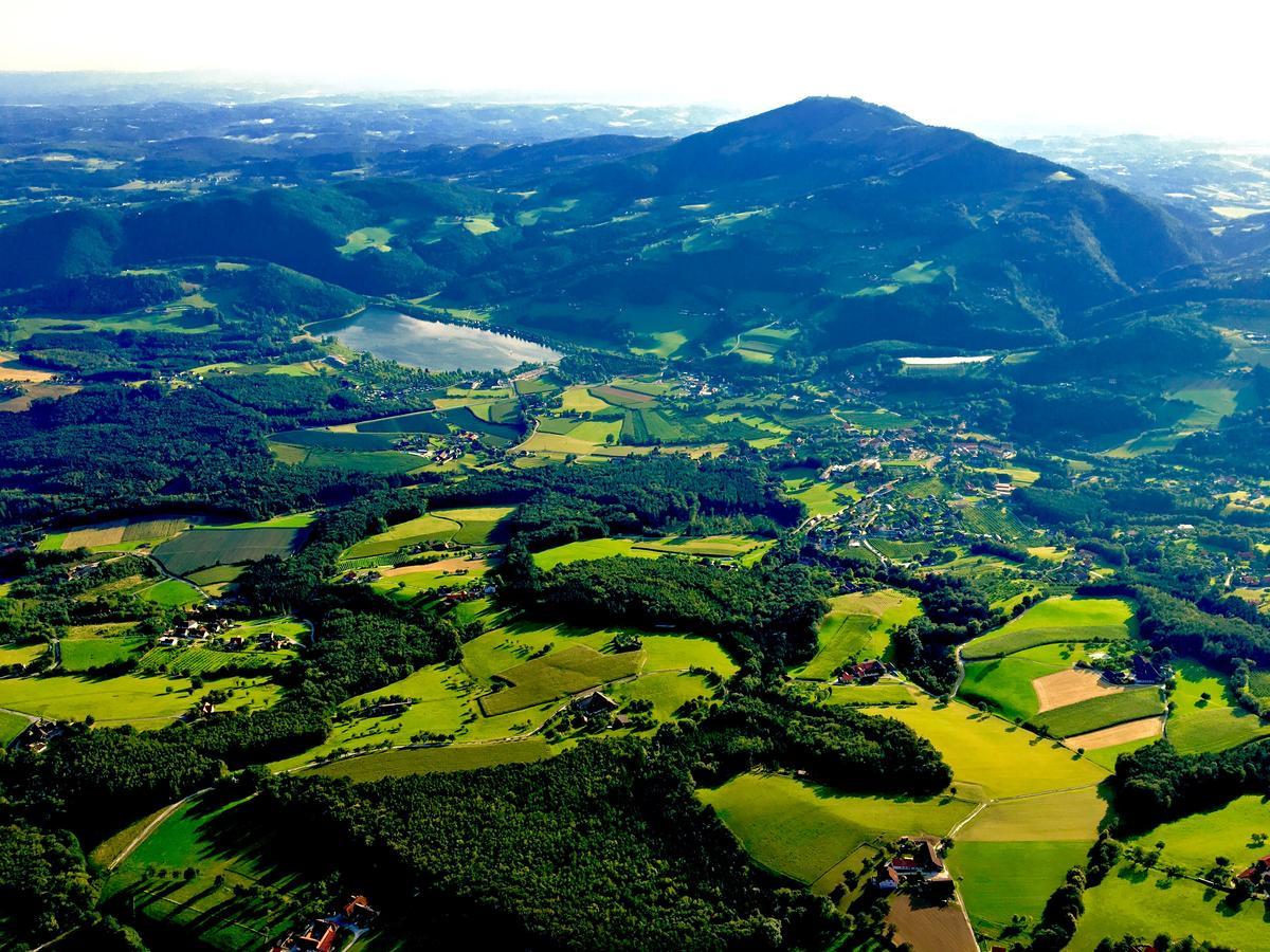 Apfelwirt Hotell Stubenberg Exteriör bild