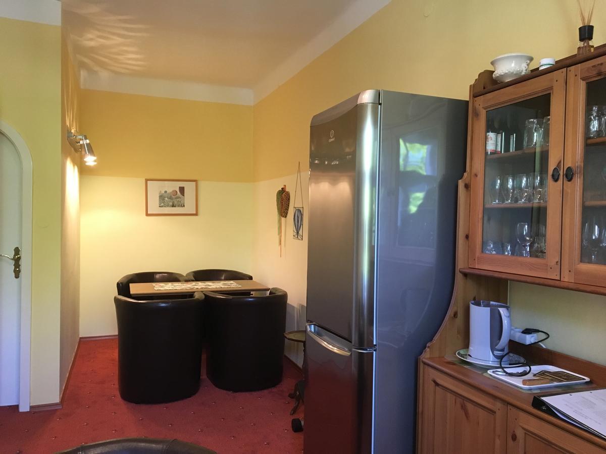 Apfelwirt Hotell Stubenberg Exteriör bild