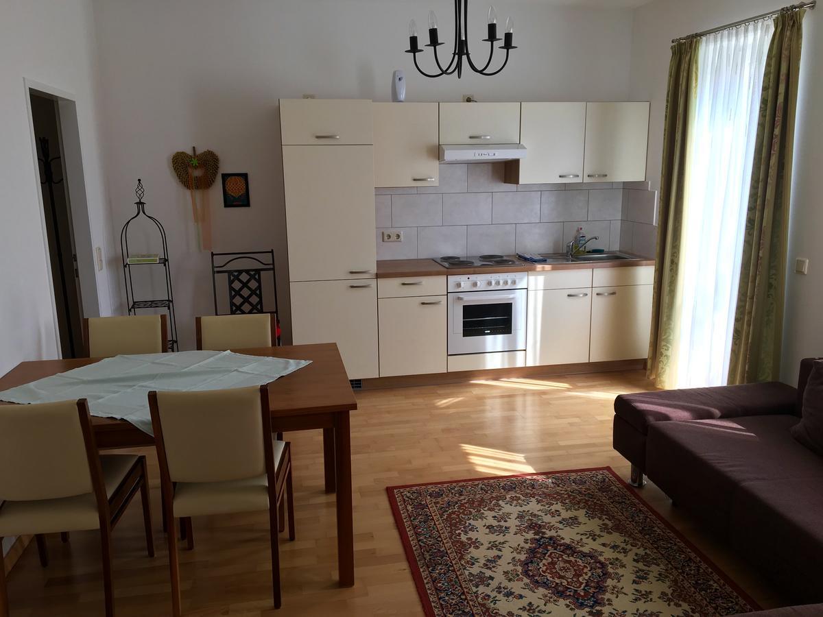 Apfelwirt Hotell Stubenberg Exteriör bild